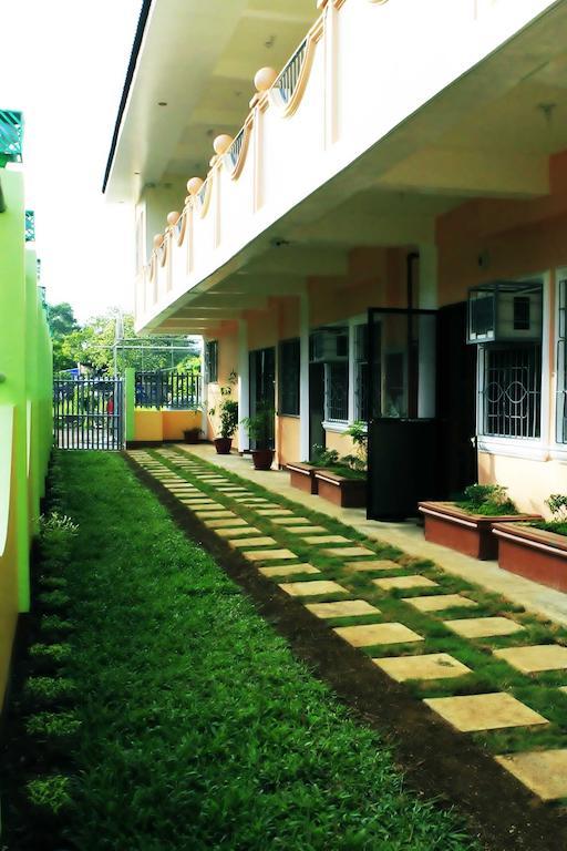 Amerson Pension Place Puerto Princesa Exterior foto